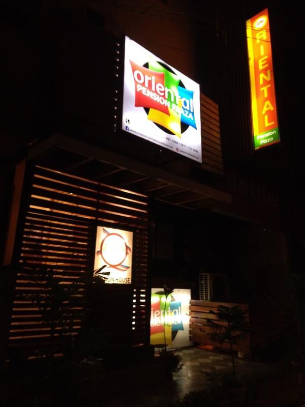 Oriental Pension Plaza Ormoc Kültér fotó